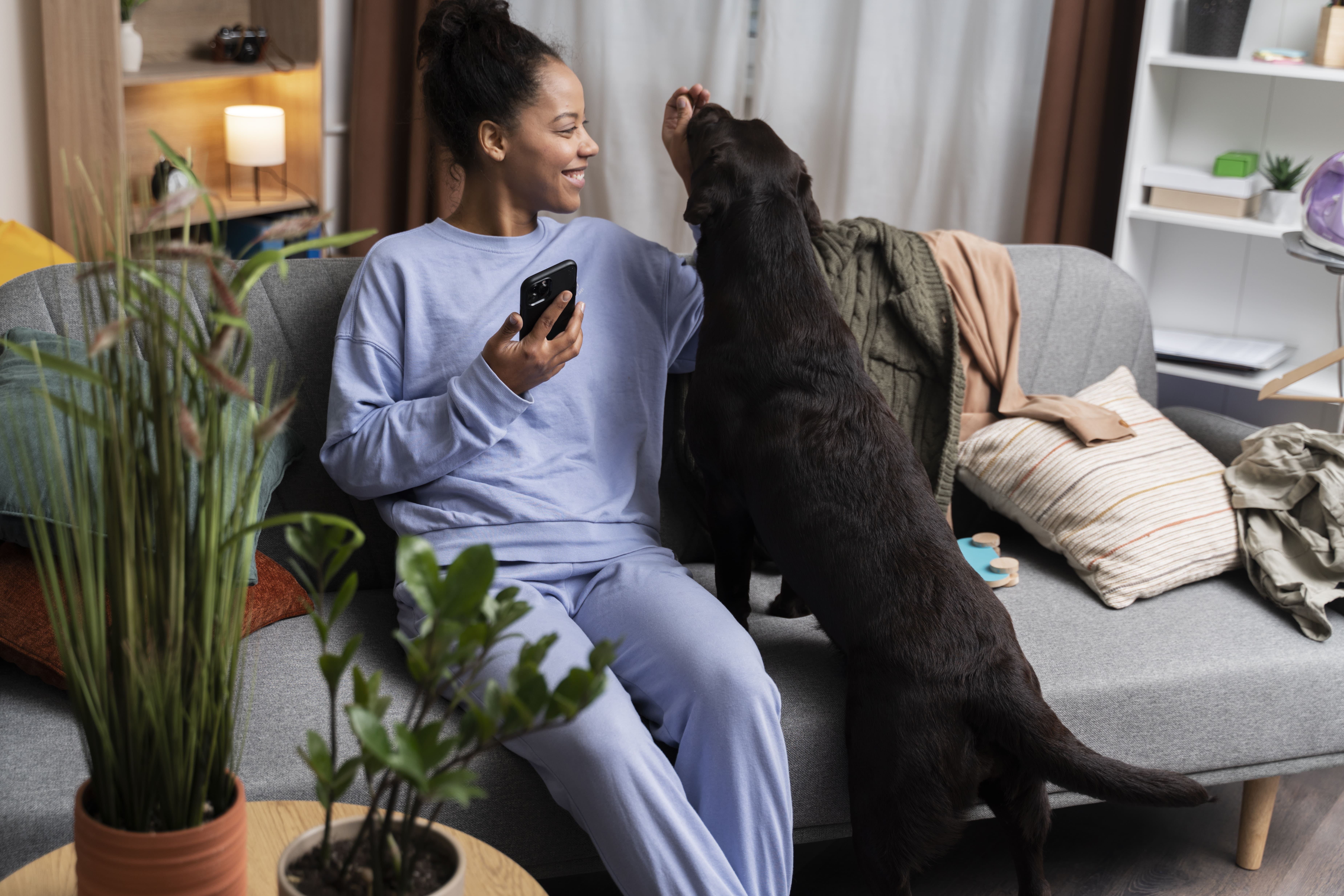 Client Self-Scheduling for Veterinarians: What to Open and Protect